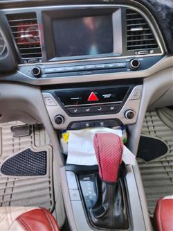 هیوندای ئەلەنترا